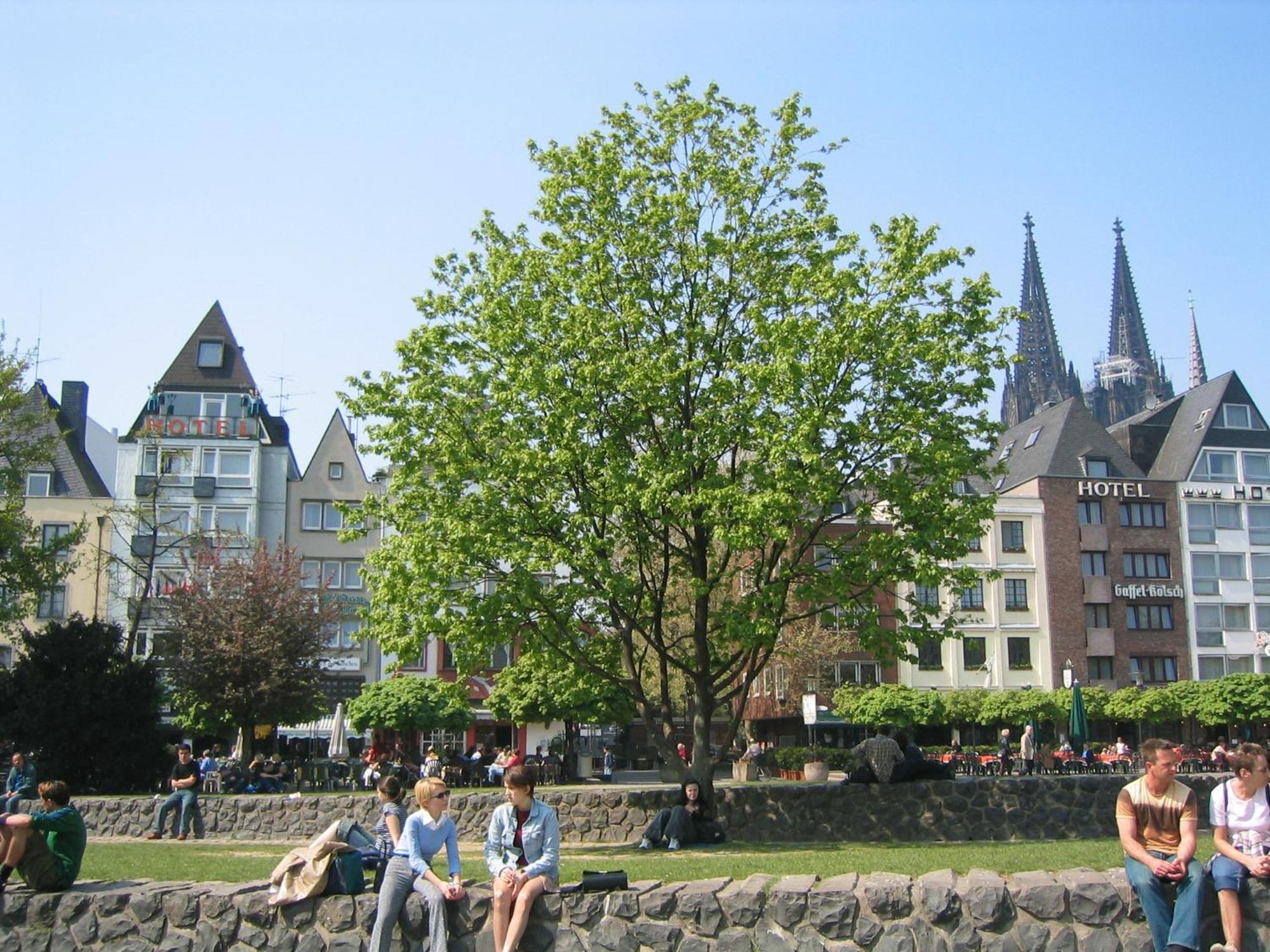 Hotel Roemerhafen Köln Exterior foto